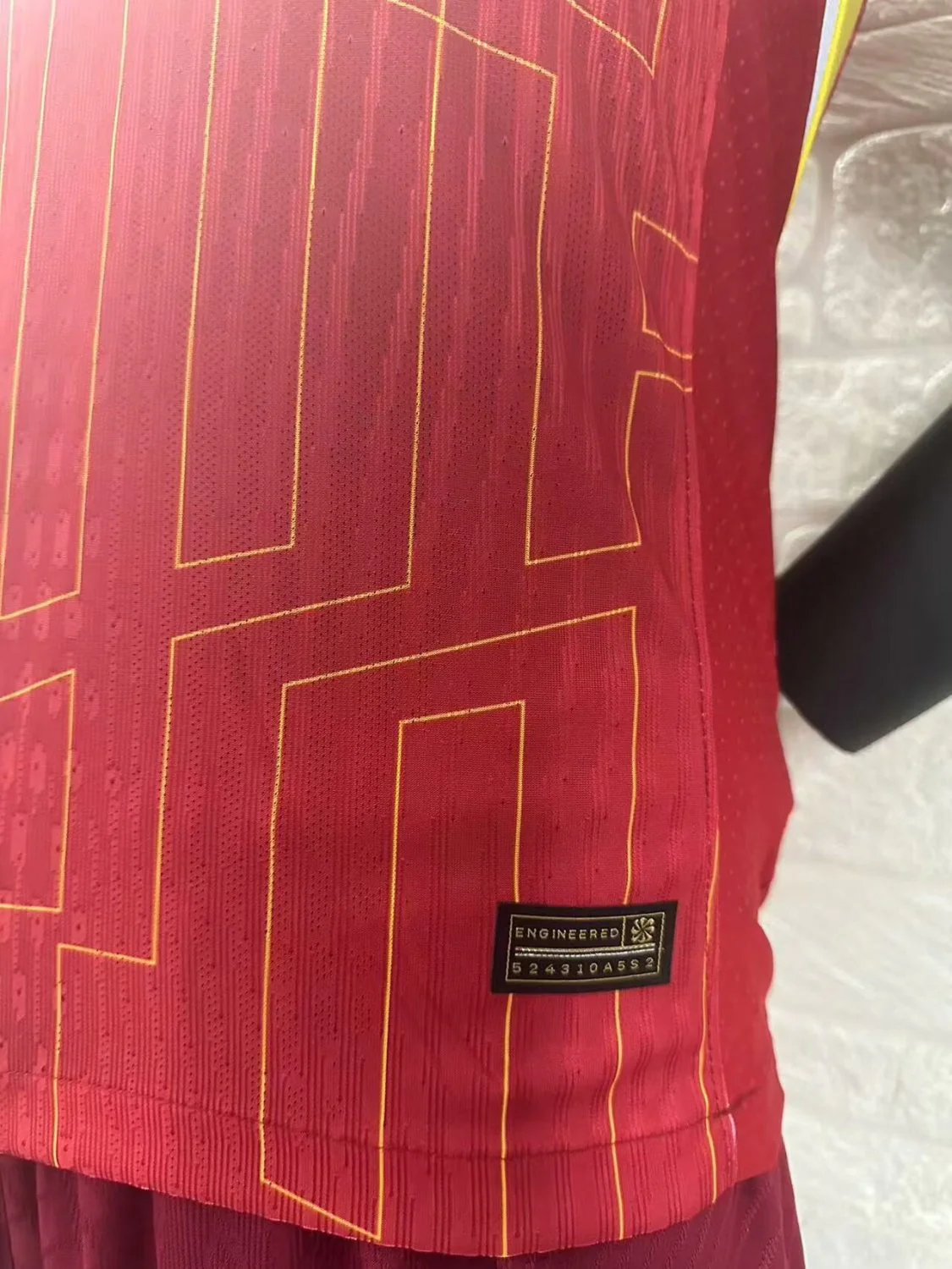 Liverpool Home Player Version Jersey 24/25 - Image 7