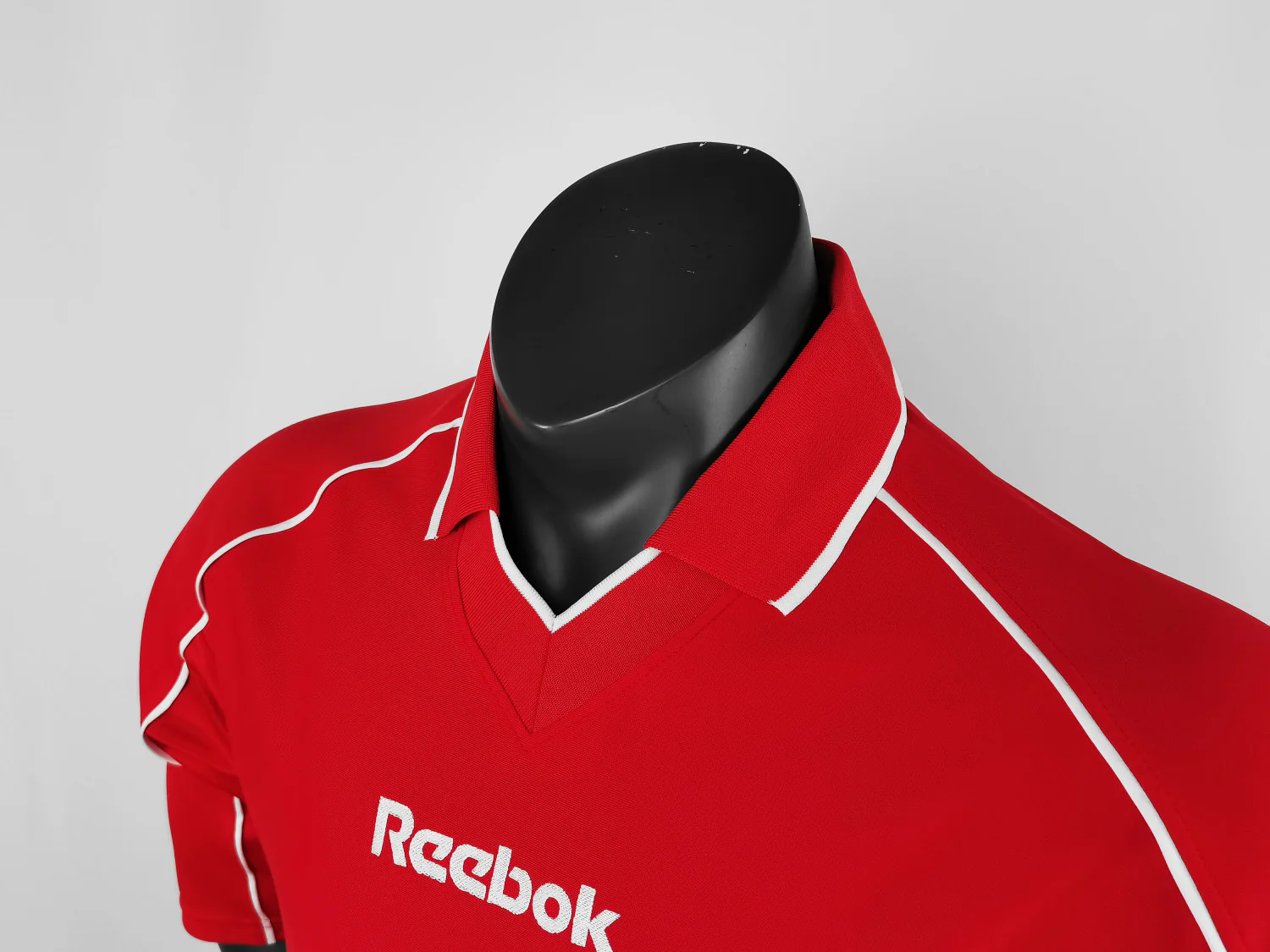 Liverpool Home Retro Jersey 00/01 - Image 9