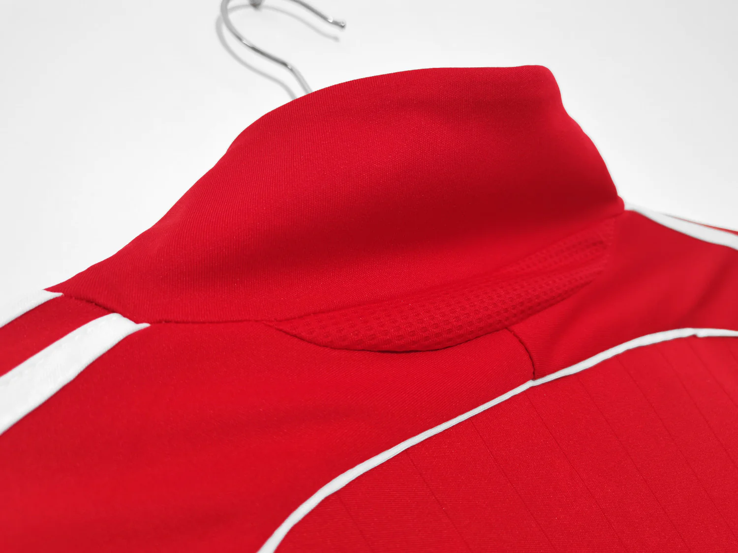 Liverpool Home Retro Jersey 06/08 - Image 6