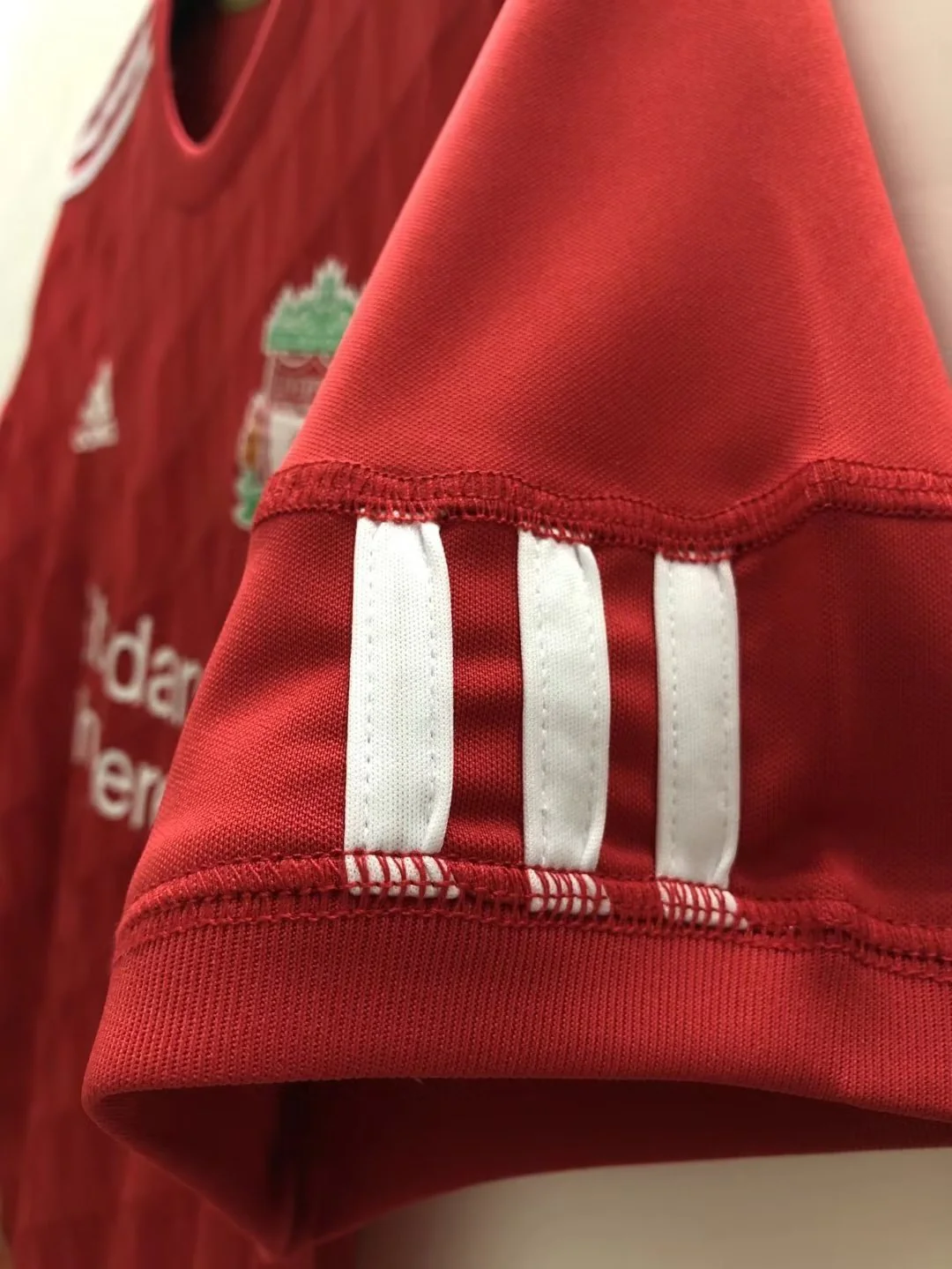 Liverpool Home Retro Jersey 2010/11 - Image 6