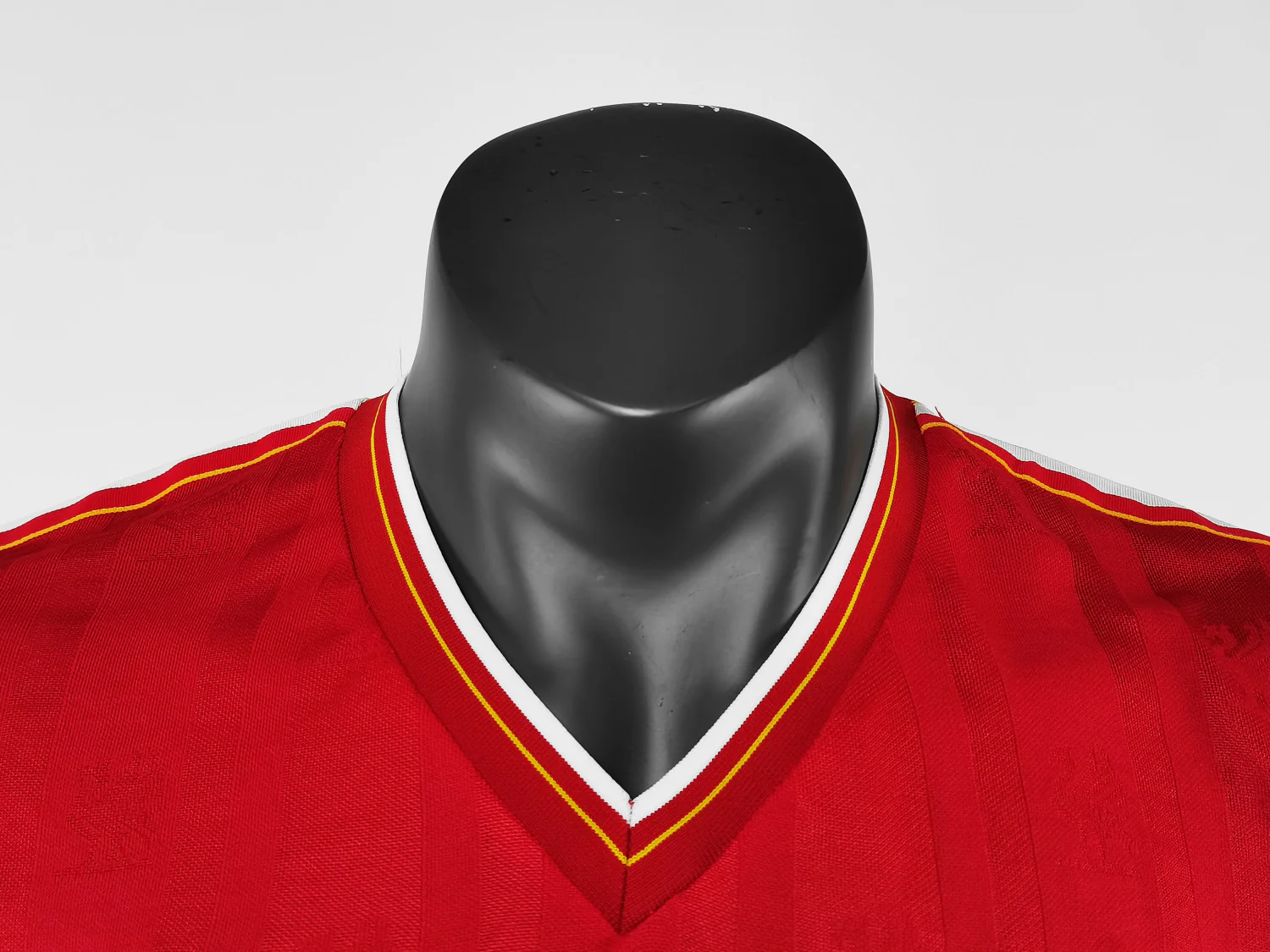 Liverpool Home Retro Jersey 85/86 - Image 7