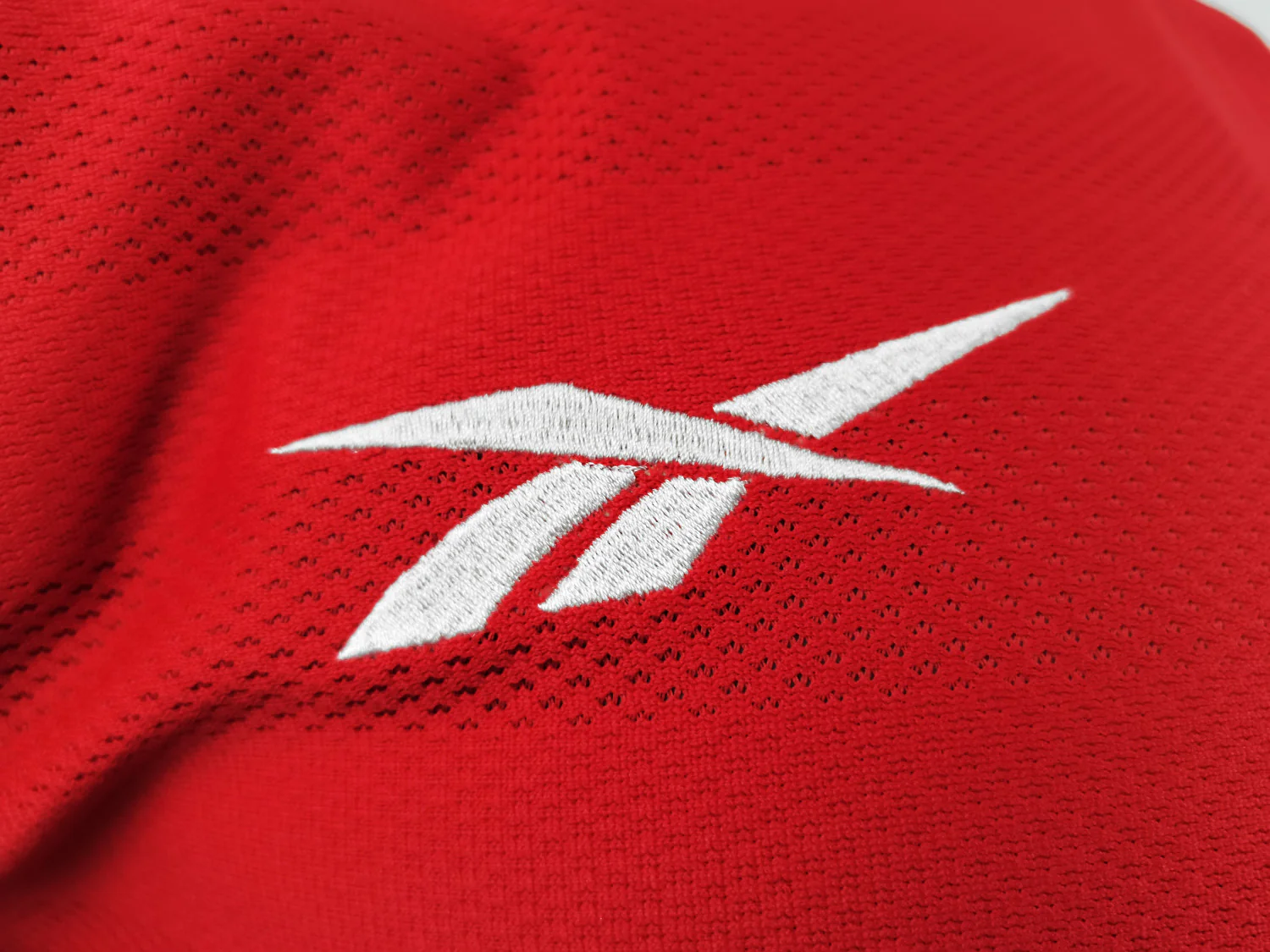 Liverpool Home Retro Jersey 98 - Image 3