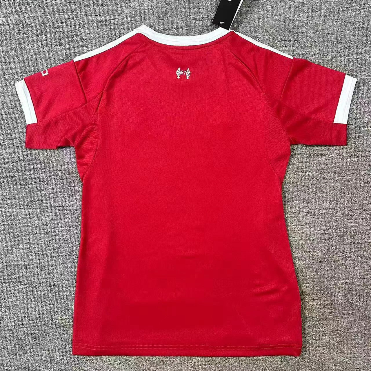 Liverpool Home Women Jersey 25/26 - Image 2