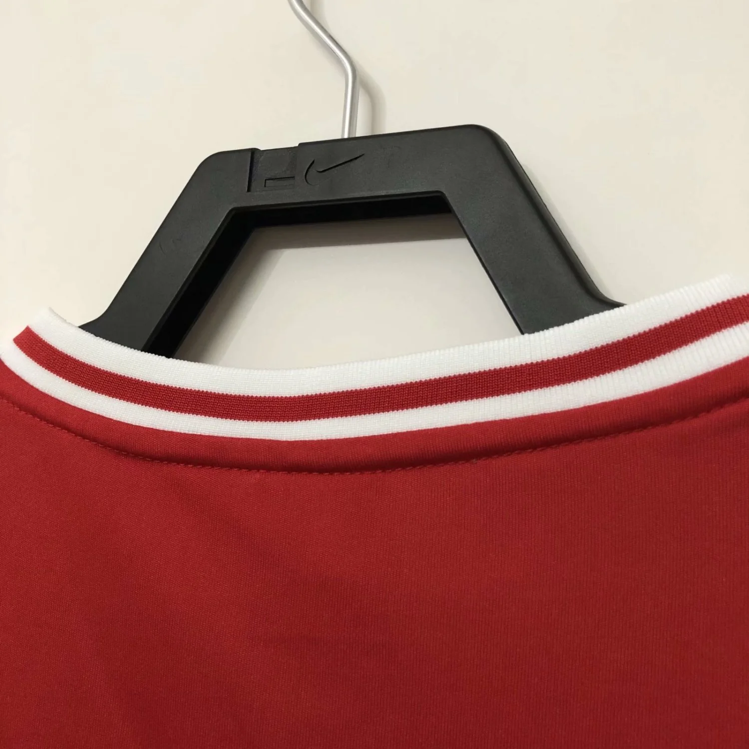 Liverpool Red Retro Commemorative Jersey - Image 10