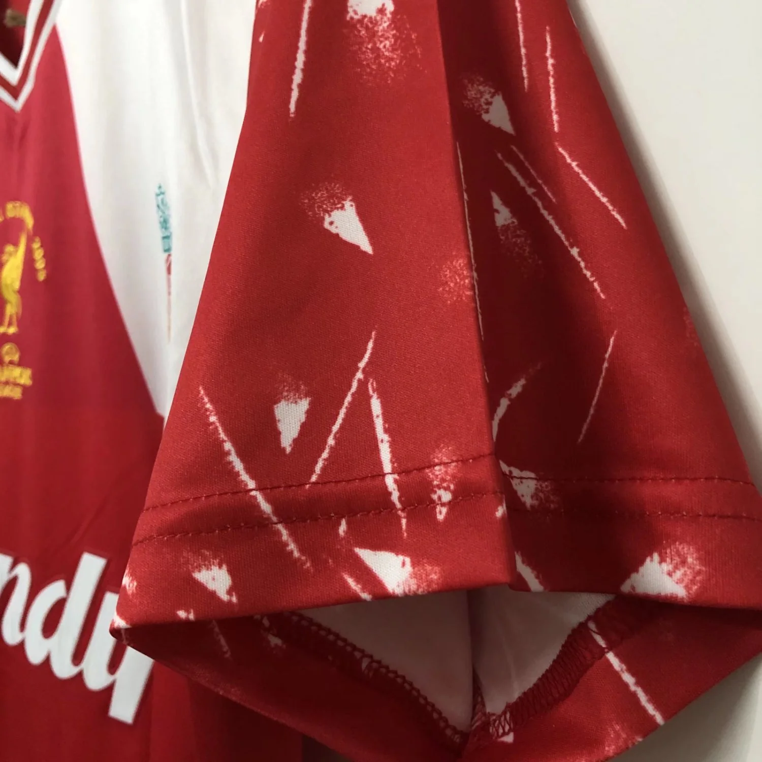 Liverpool Red Retro Commemorative Jersey - Image 8