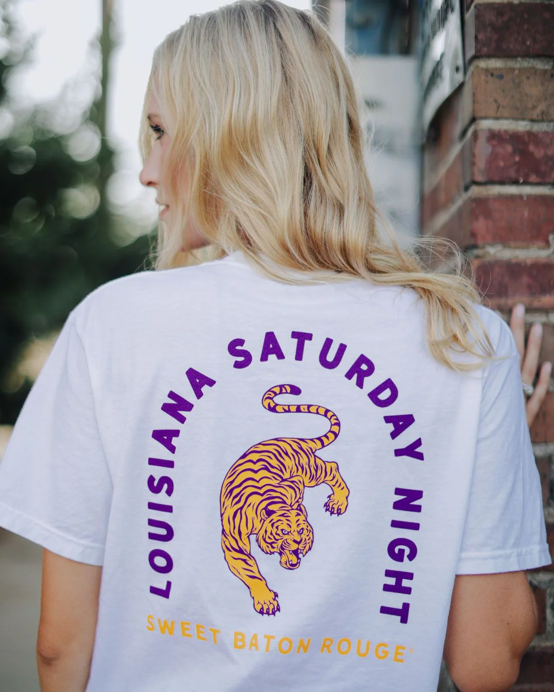 Louisiana Saturday Night Tiger Pocket T-shirt - Image 3