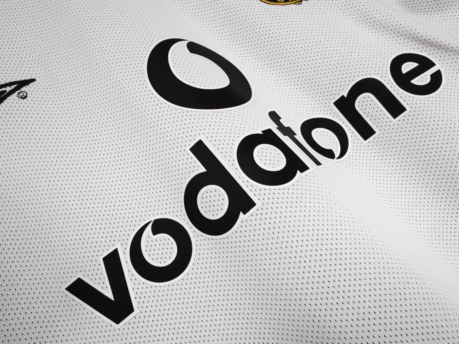 Manchester United 2001/02 Reversible Centenary Retro Jersey - Image 7