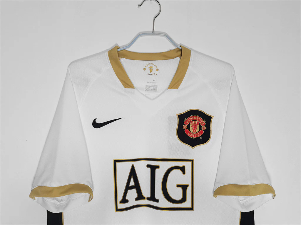 Manchester United Away Retro Jersey 2006/07 - Image 11