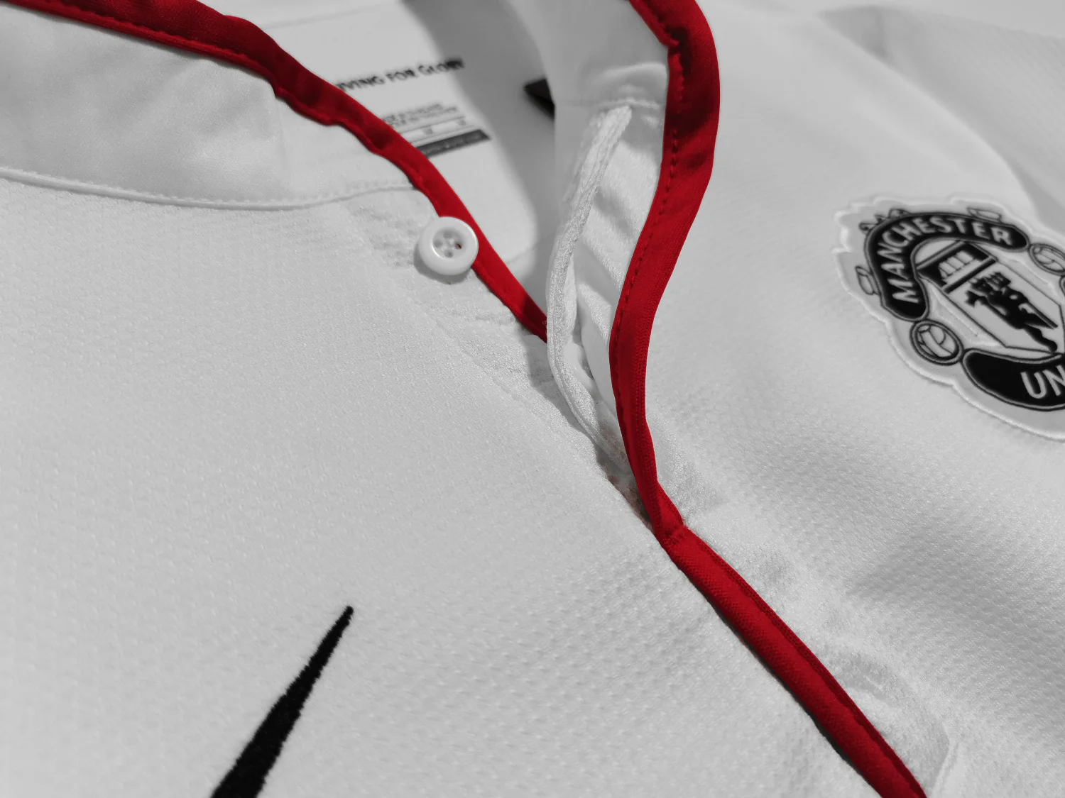 Manchester United Away Retro Jersey 2012/13 - Image 12