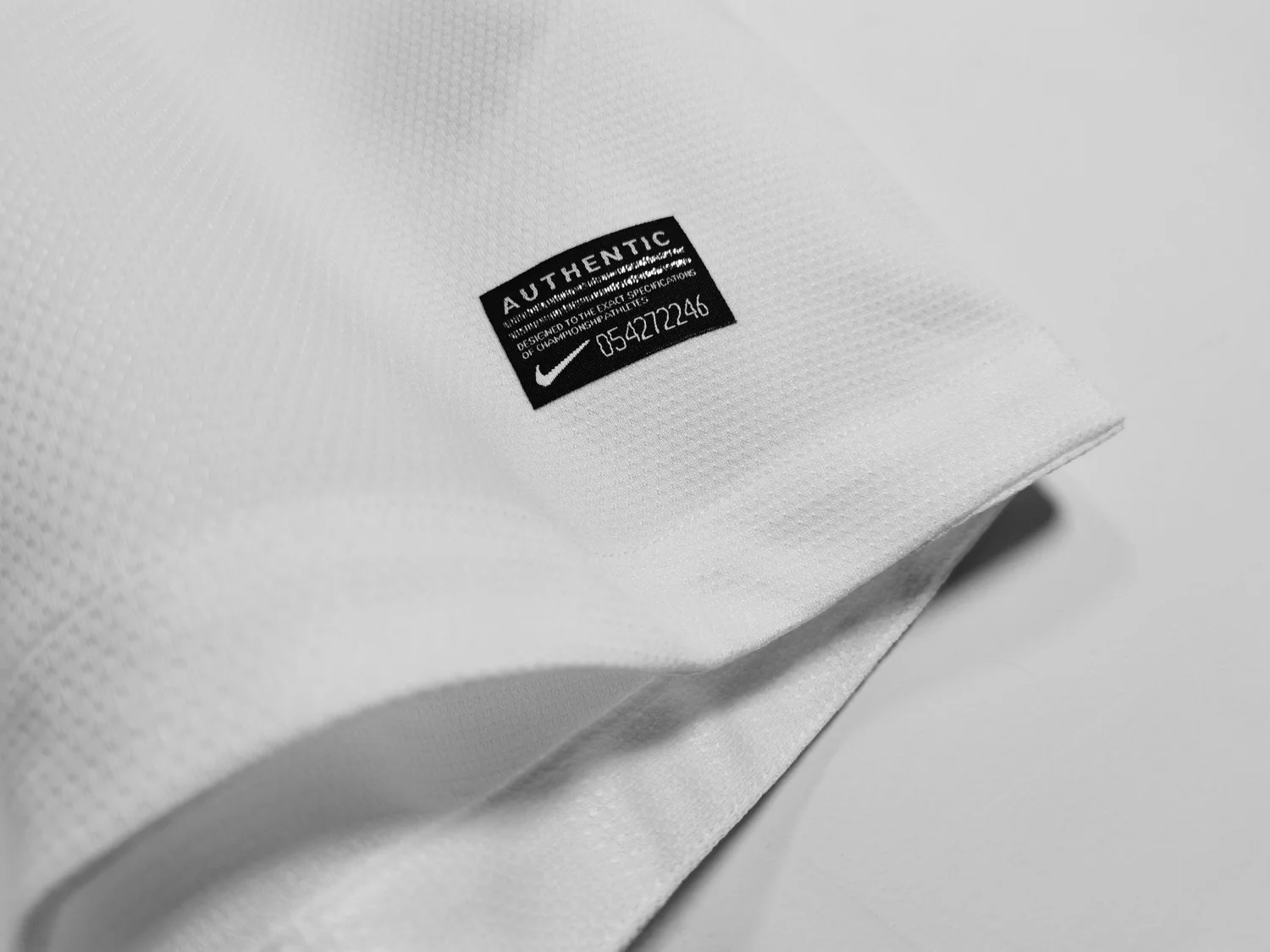 Manchester United Away Retro Jersey 2012/13 - Image 7