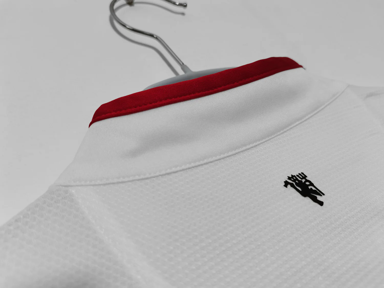Manchester United Away Retro Jersey 2012/13 - Image 8