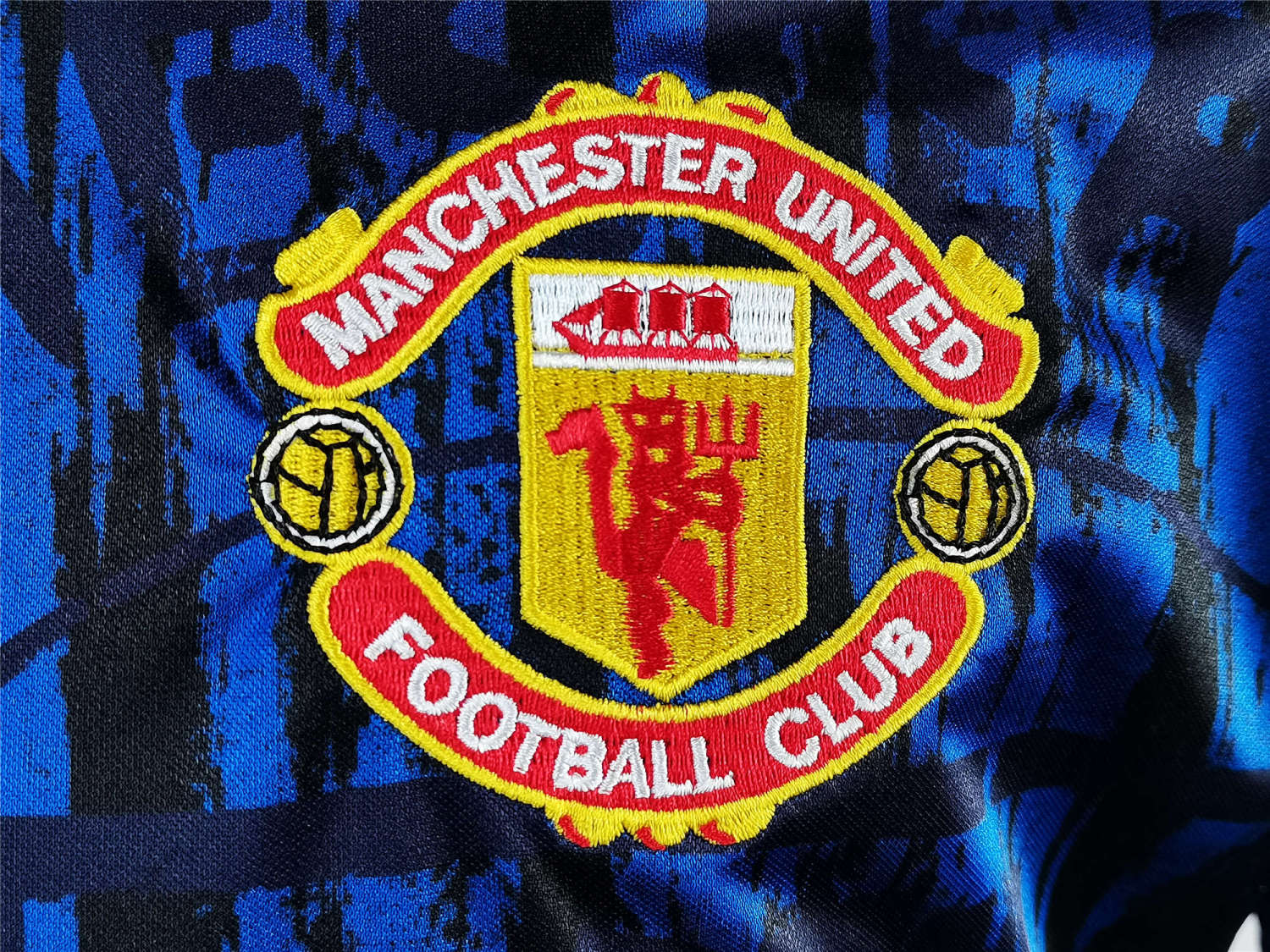 Manchester United Away Retro Jersey 92/93 - Image 3