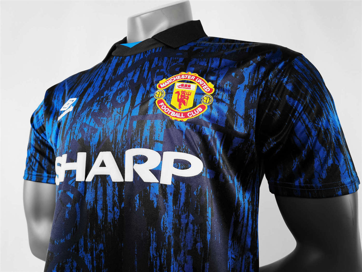 Manchester United Away Retro Jersey 92/93 - Image 4
