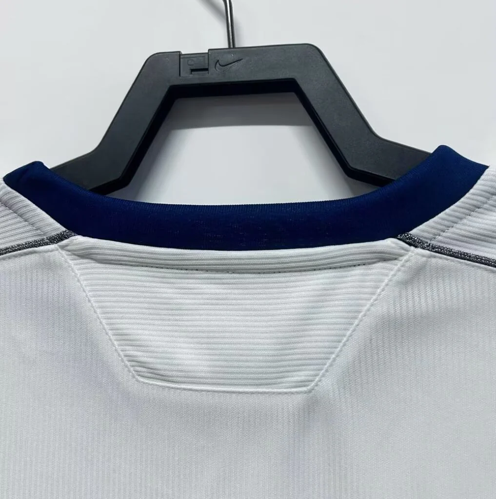 Manchester United Away Retro Long Sleeve Jersey 2000/01 - Image 9