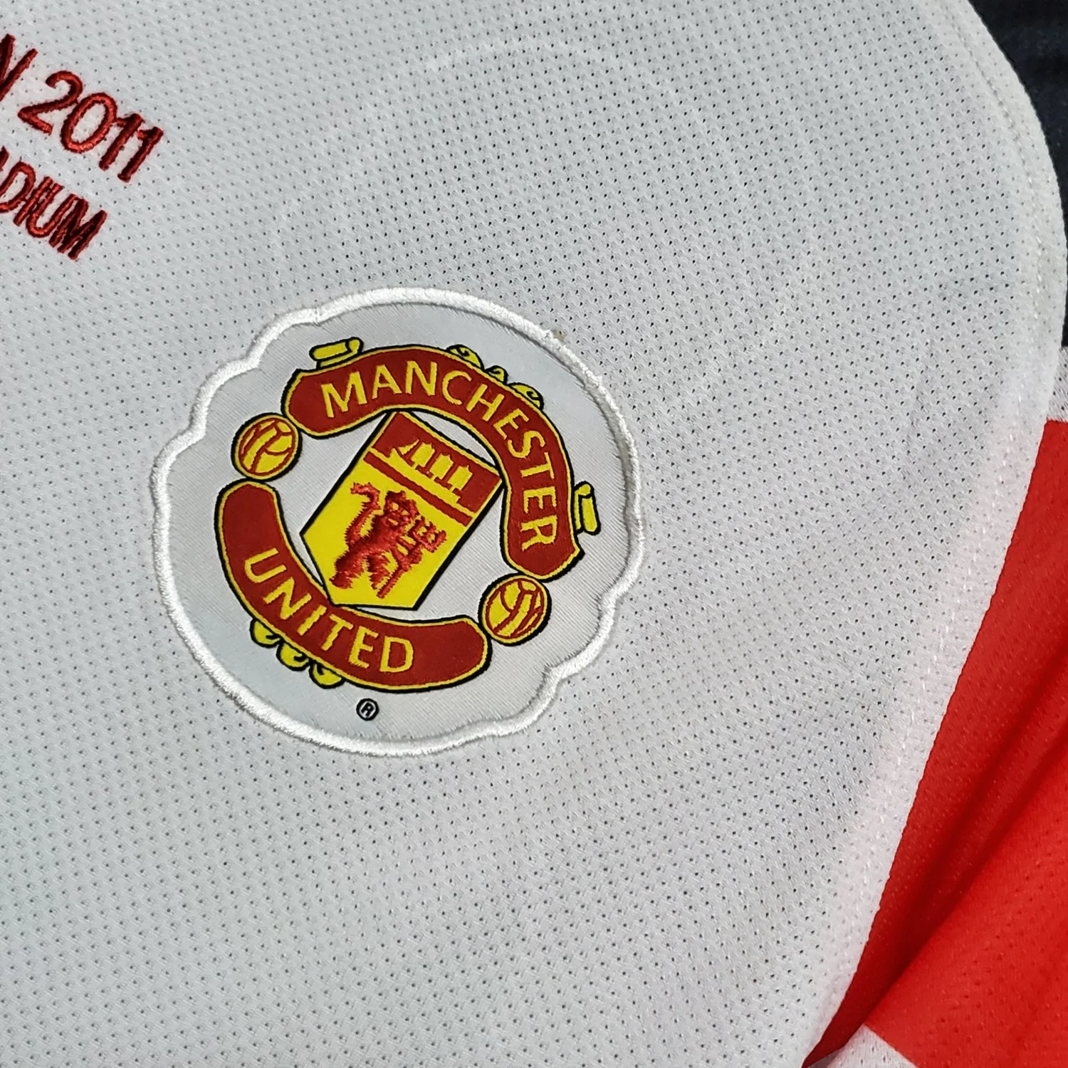 Manchester United Champions' League Third Retro Jersey 2011/12 - Image 4