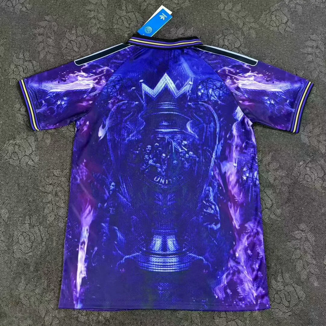 Manchester United Gold Cup Special Edition Man Jersey 25/26 - Image 2