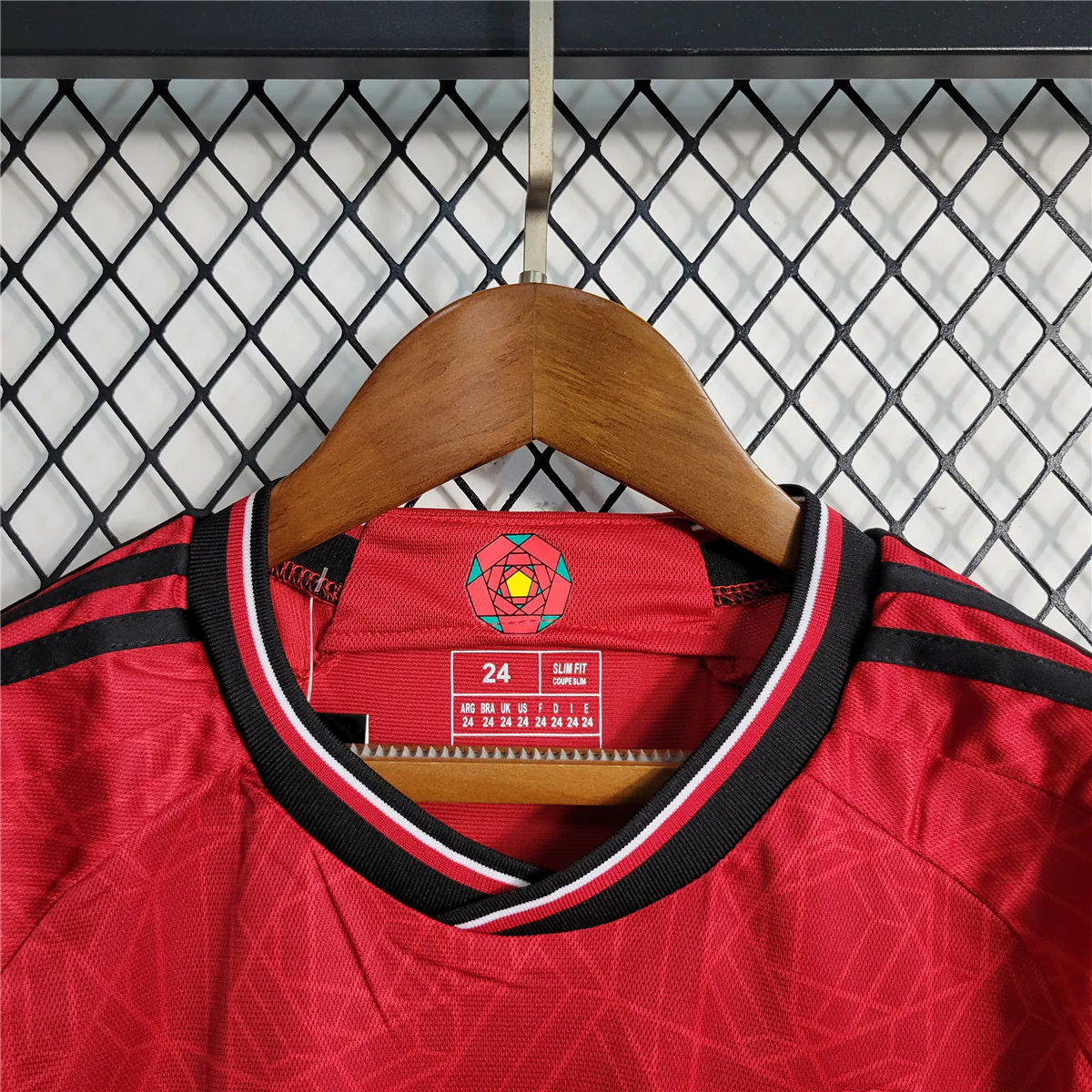 Manchester United Home Kids Jersey 23/24 - Image 12