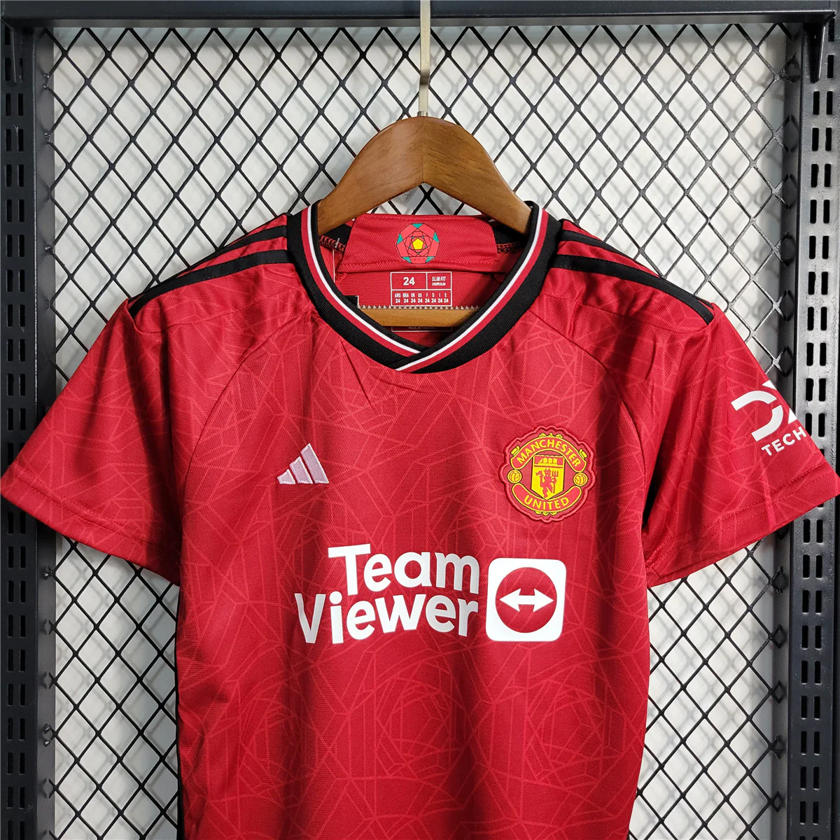 Manchester United Home Kids Jersey 23/24 - Image 9