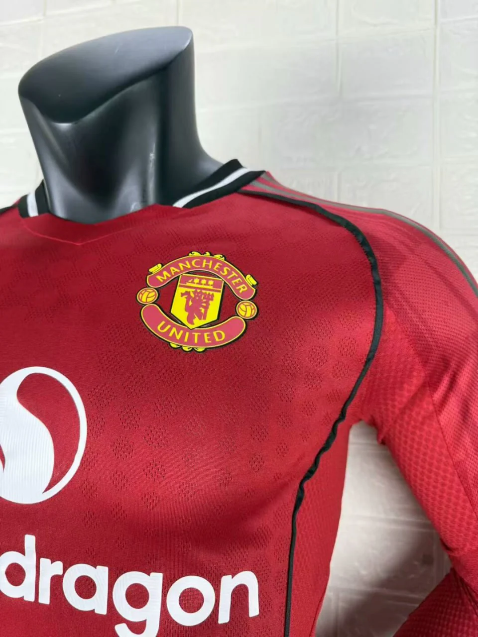 Manchester United Home Long Sleeve Player Jersey 25/26 - Image 7