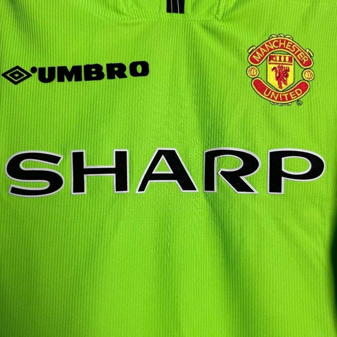 Manchester United Home Long Sleeve Retro Jersey 1998/99 - Image 2