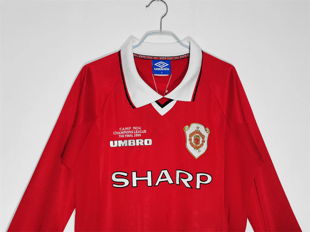 Manchester United Home Long Sleeve Retro Jersey 1999/00 - Image 14