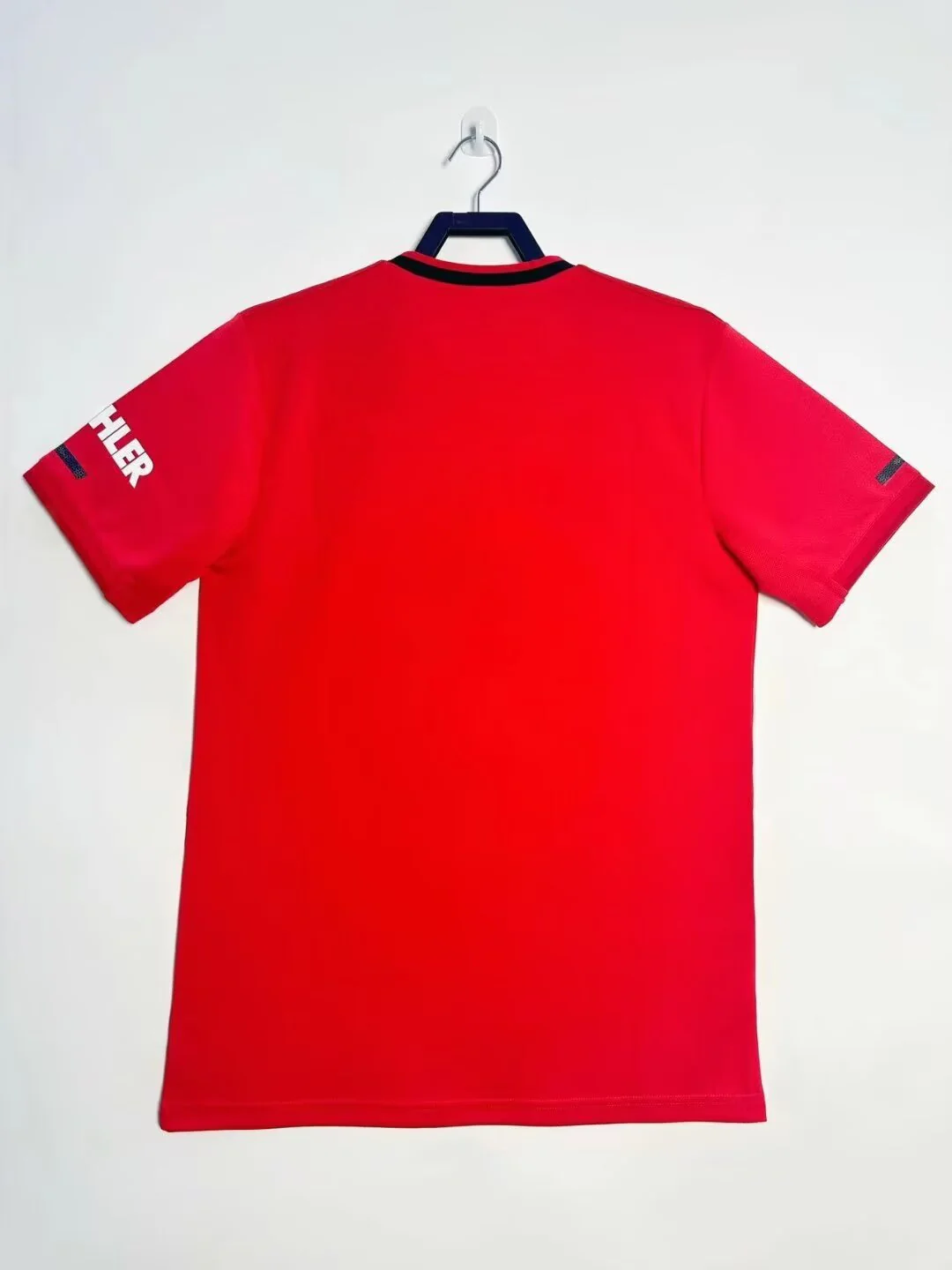 Manchester United Home Men Jersey 2019/20 - Image 2