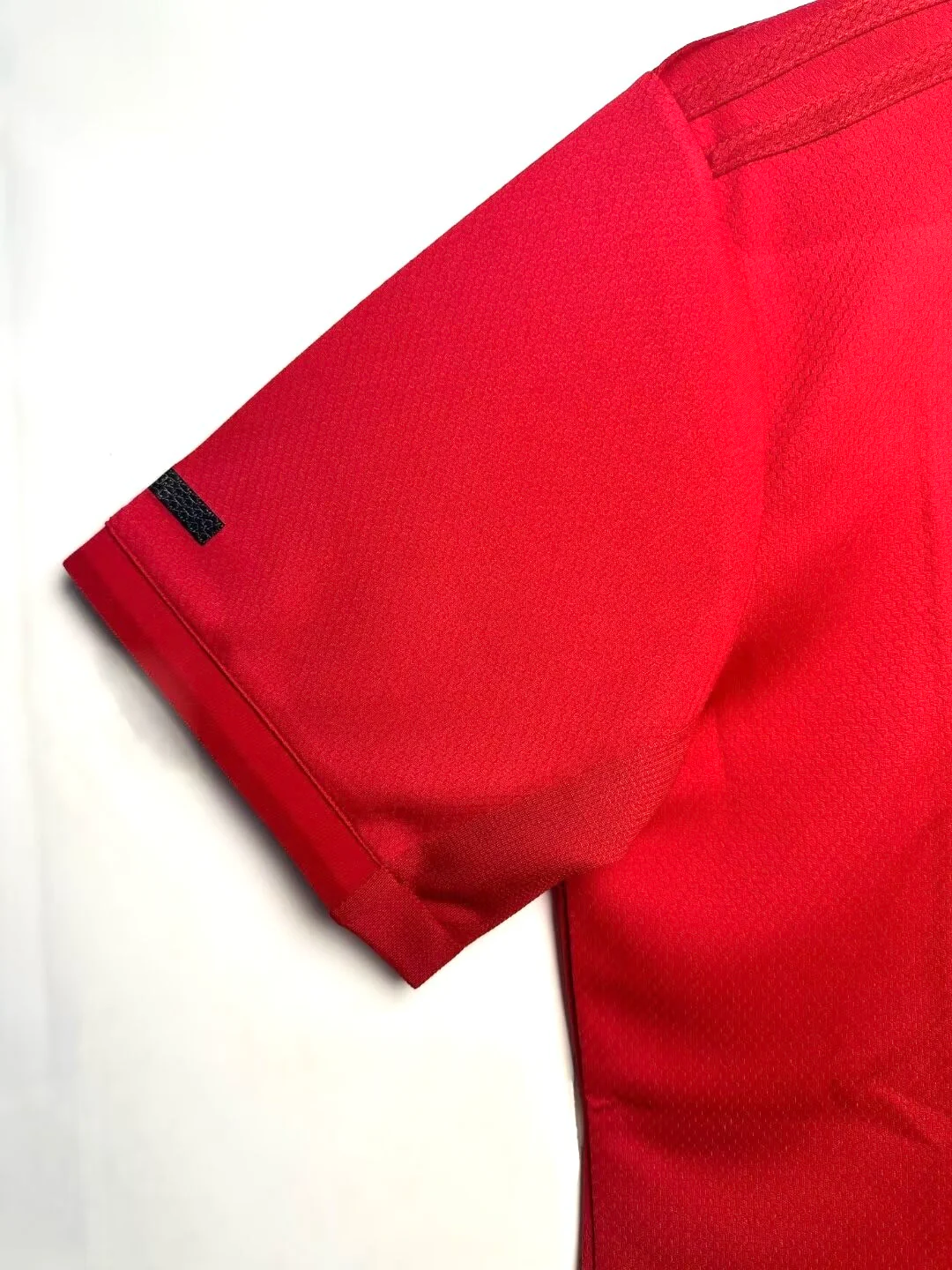Manchester United Home Men Jersey 2019/20 - Image 4