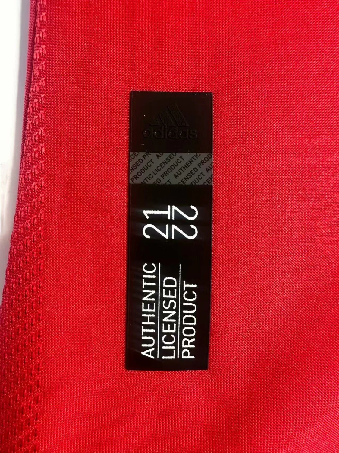 Manchester United Home Player Jersey 21/22 - Image 8