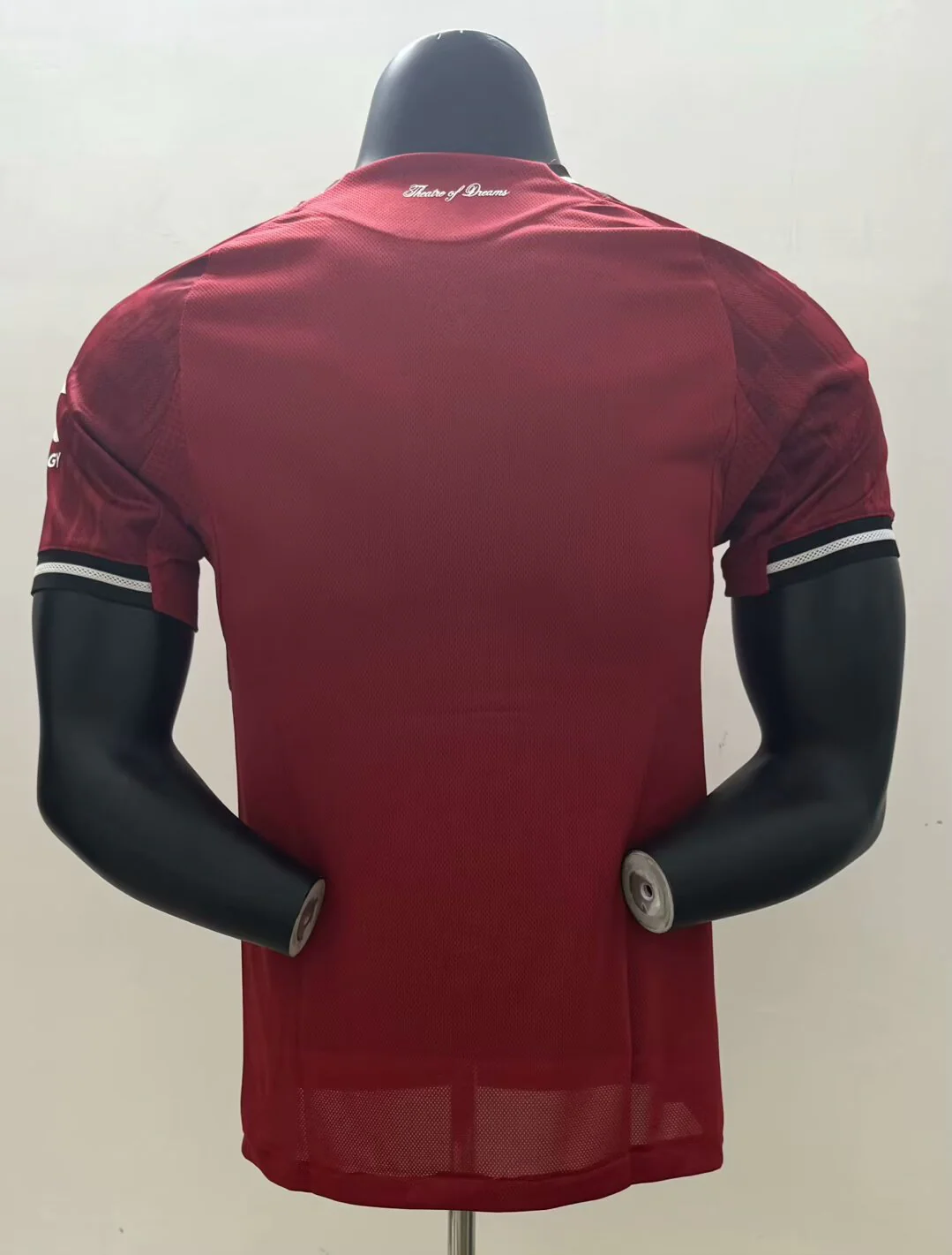 Manchester United Home Player Jersey 25/26 - Image 2