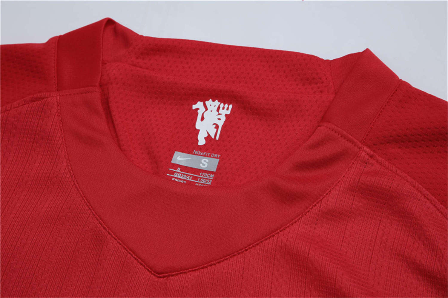 Manchester United Home Retro Jersey 07/08 - Image 11