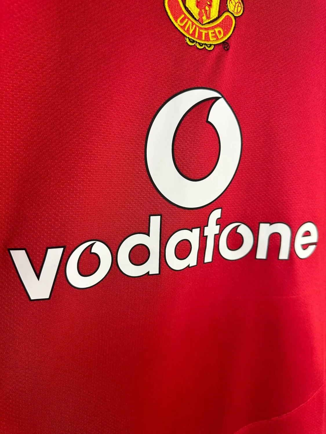 Manchester United Home Retro Jersey 2005/06 - Image 4