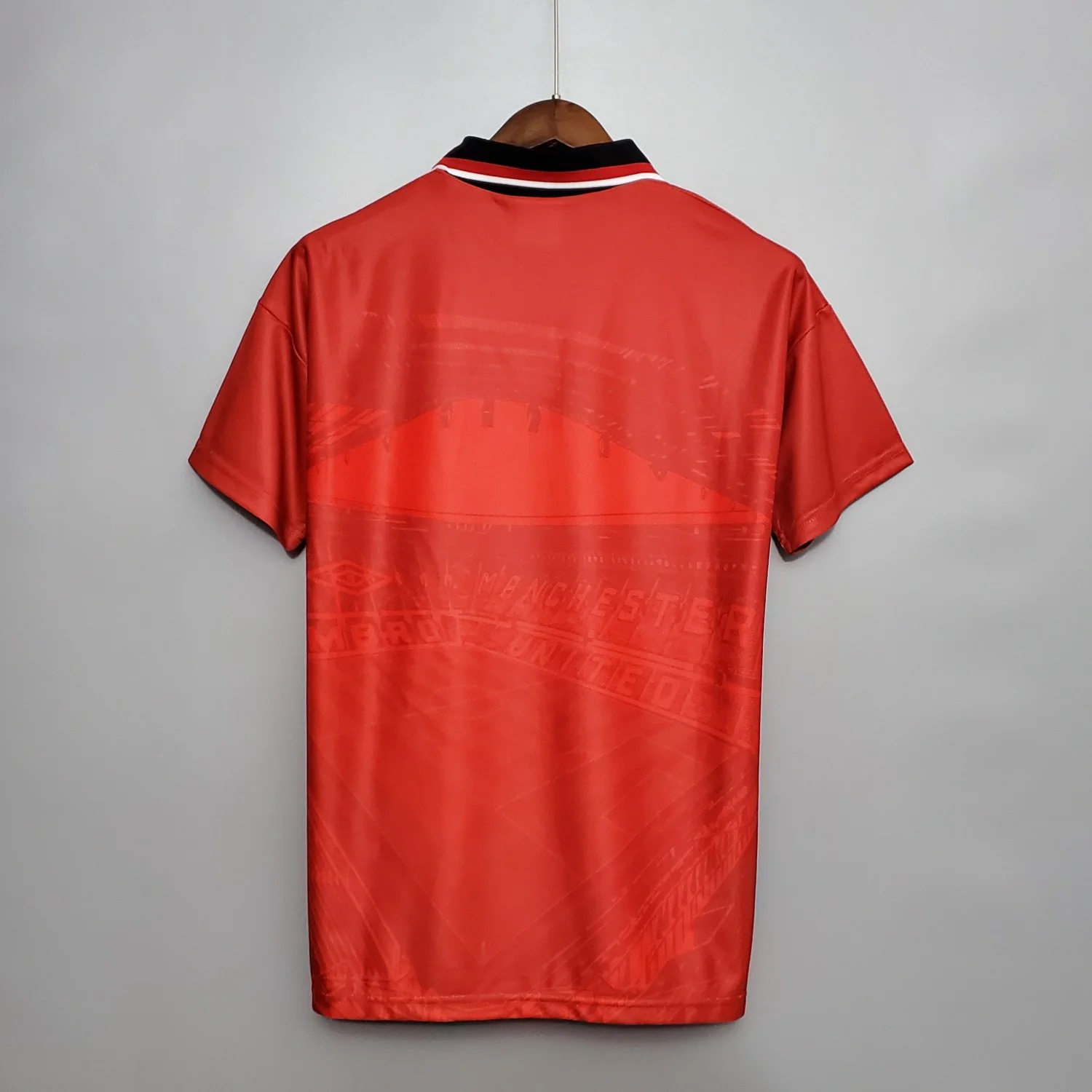 Manchester United Home Retro Jersey 94/96 - Image 2