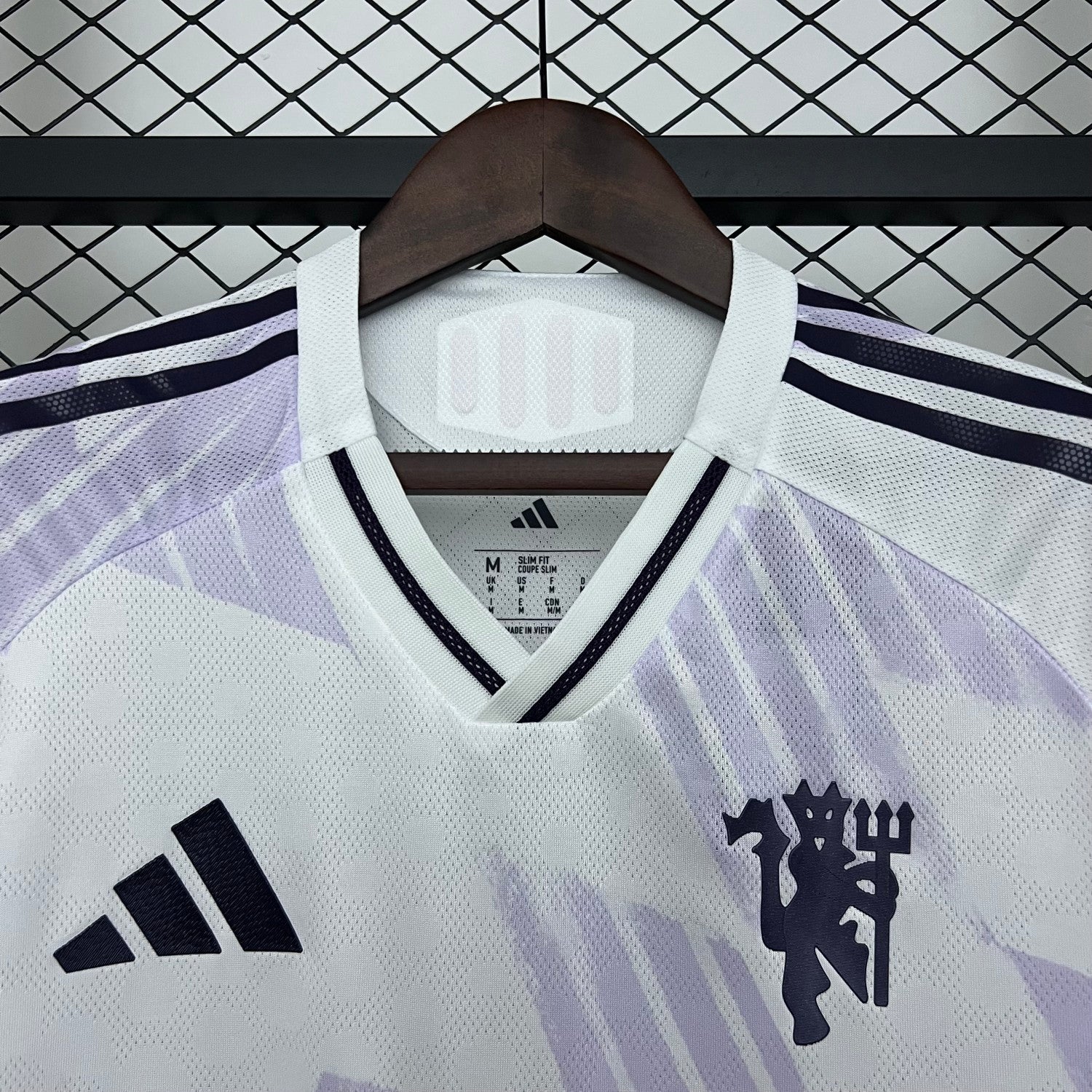 Manchester United Man Away Jersey 25/26 - Image 11
