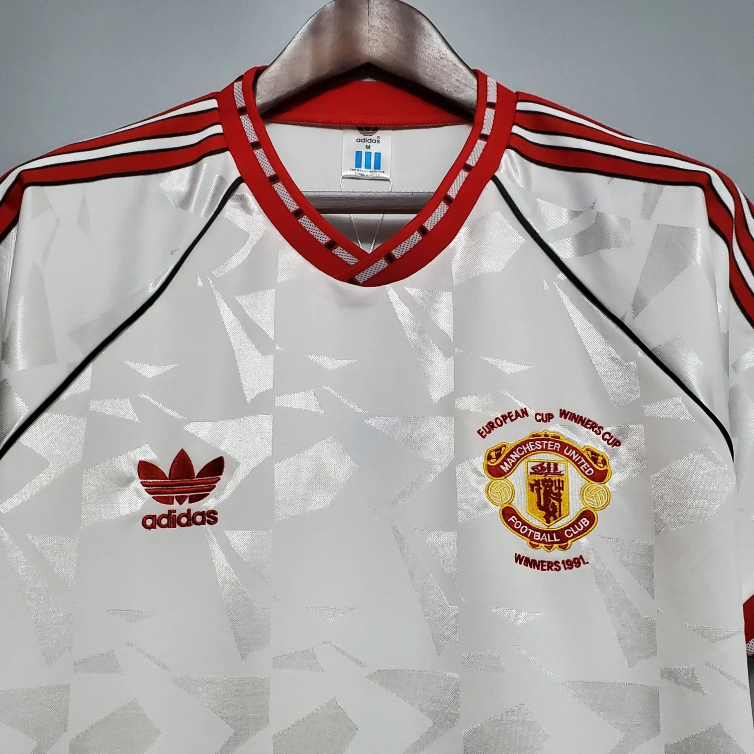 Manchester United Third European Cup Winners'Cup Final Retro Jersey 1990/91 - Image 3