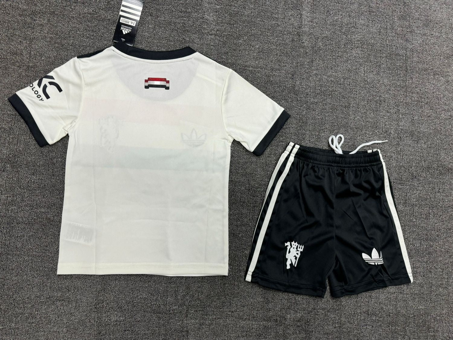 Manchester United Third Kids Suit 24/25 - Image 11