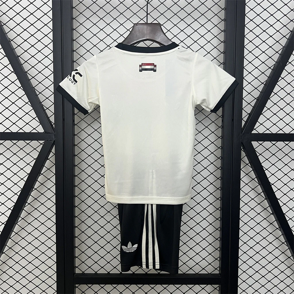 Manchester United Third Kids Suit 24/25 - Image 2
