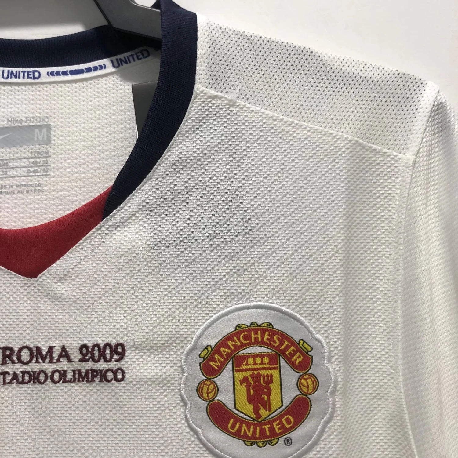 Manchester United Third Retro Jersey 08/09 - Image 4