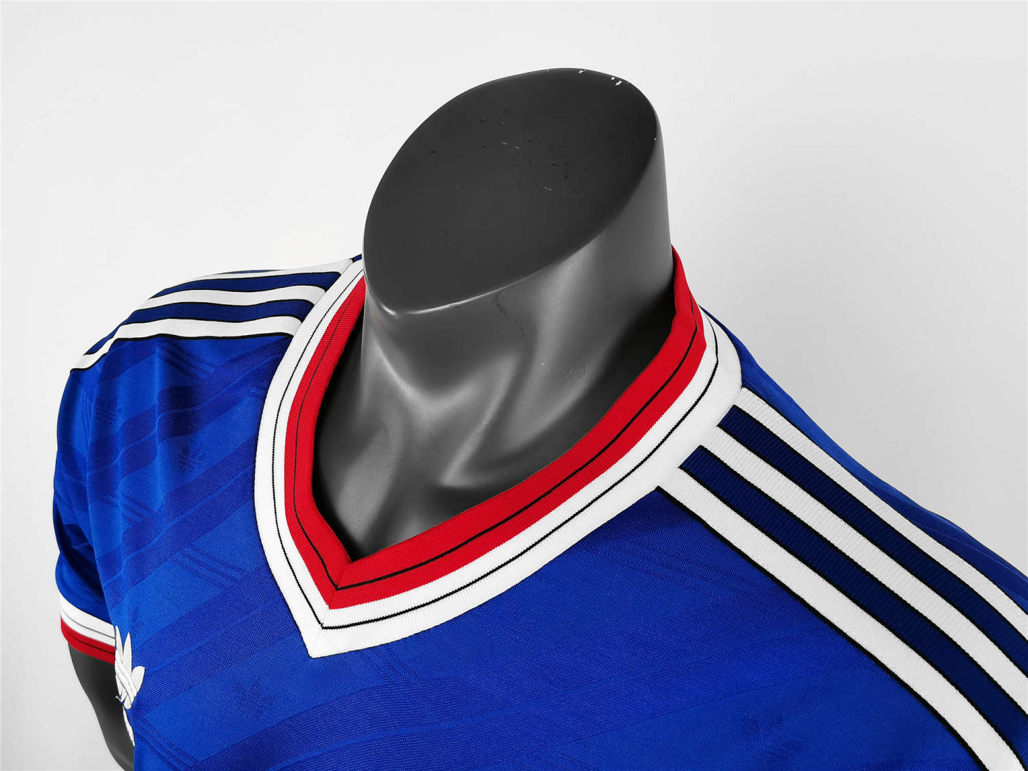 Manchester United Third Retro Jersey 1986/87 - Image 4