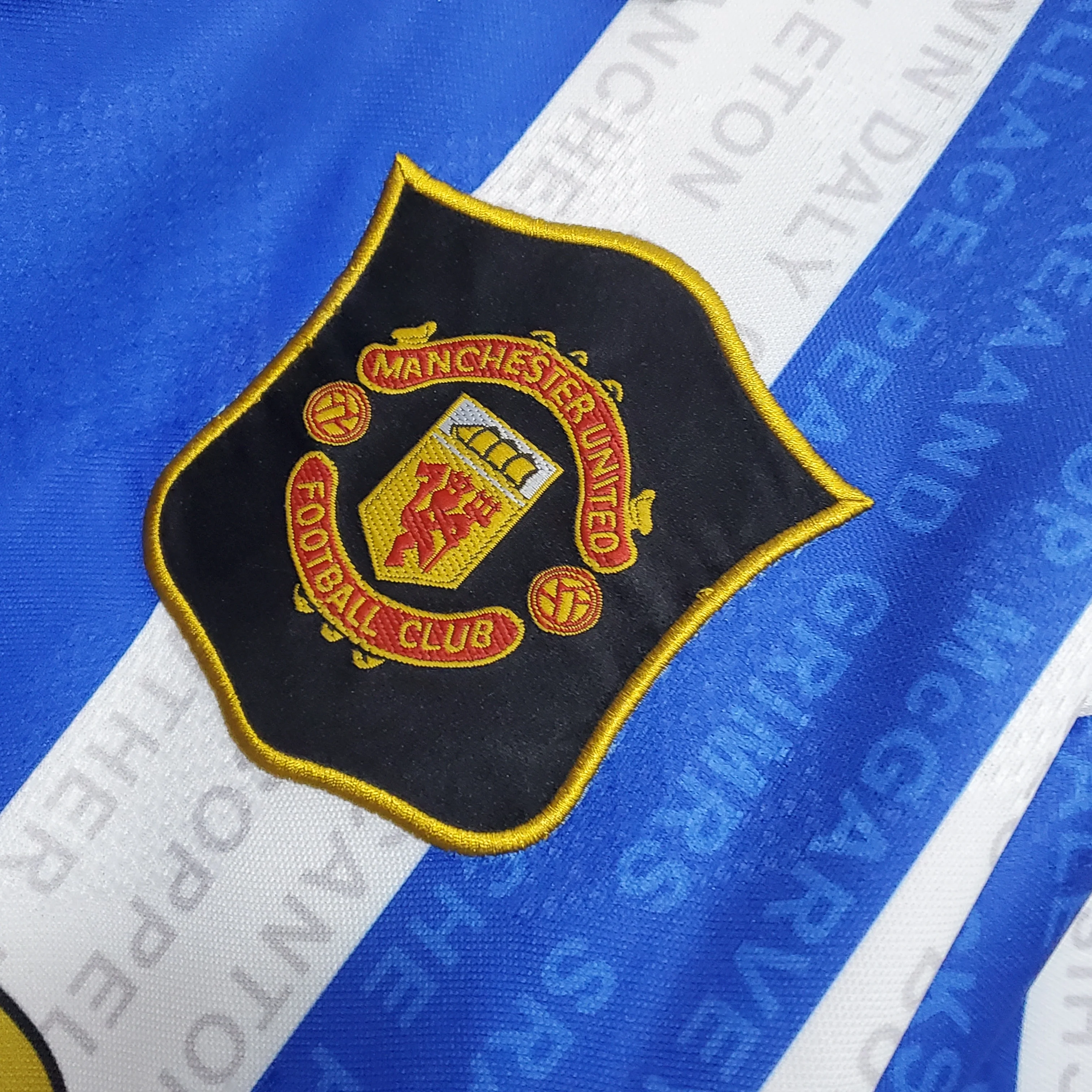 Manchester United Third Retro Jersey 1994/96 - Image 4