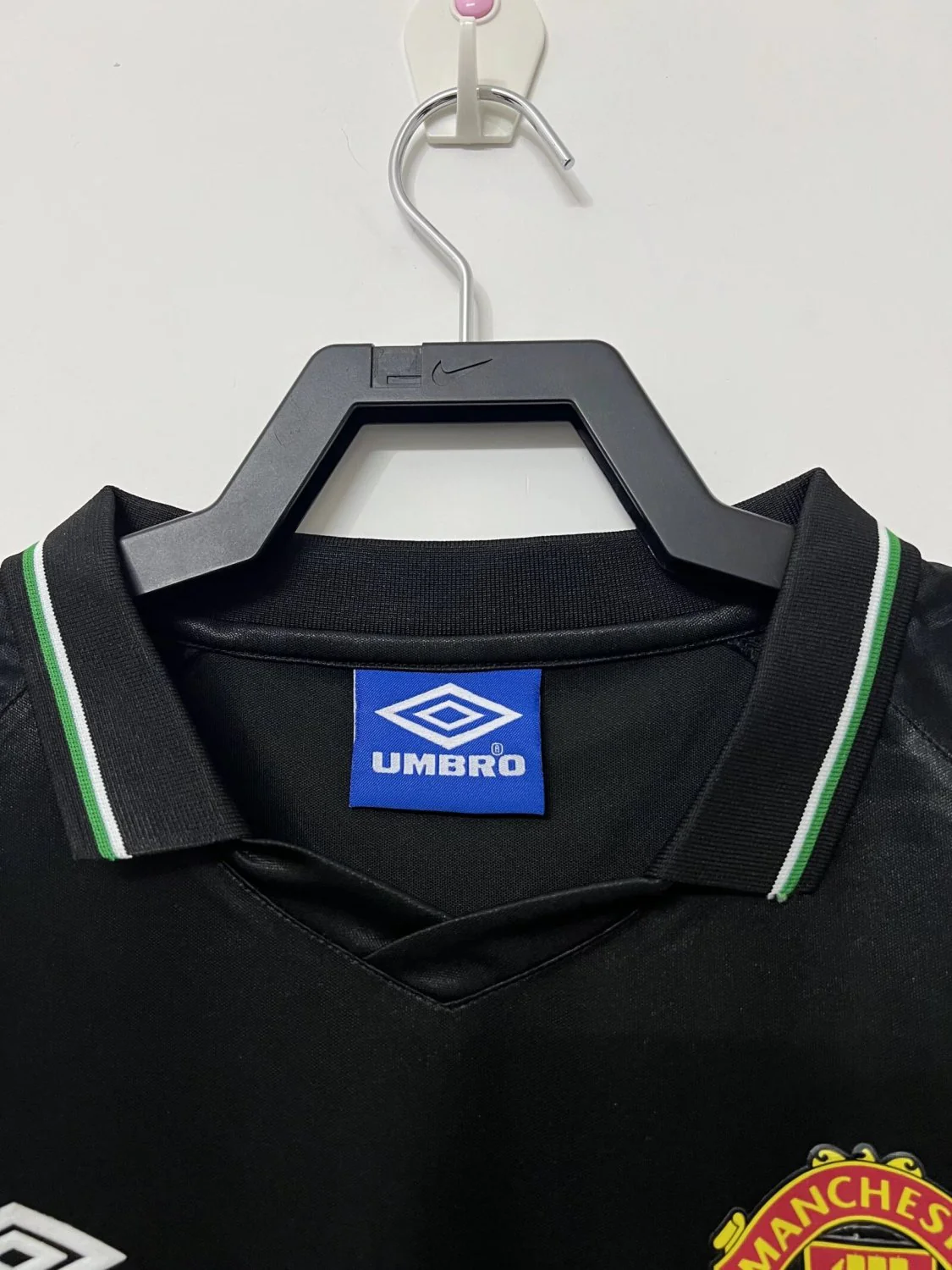 Manchester United Third Retro Jersey 1998/99 - Image 5
