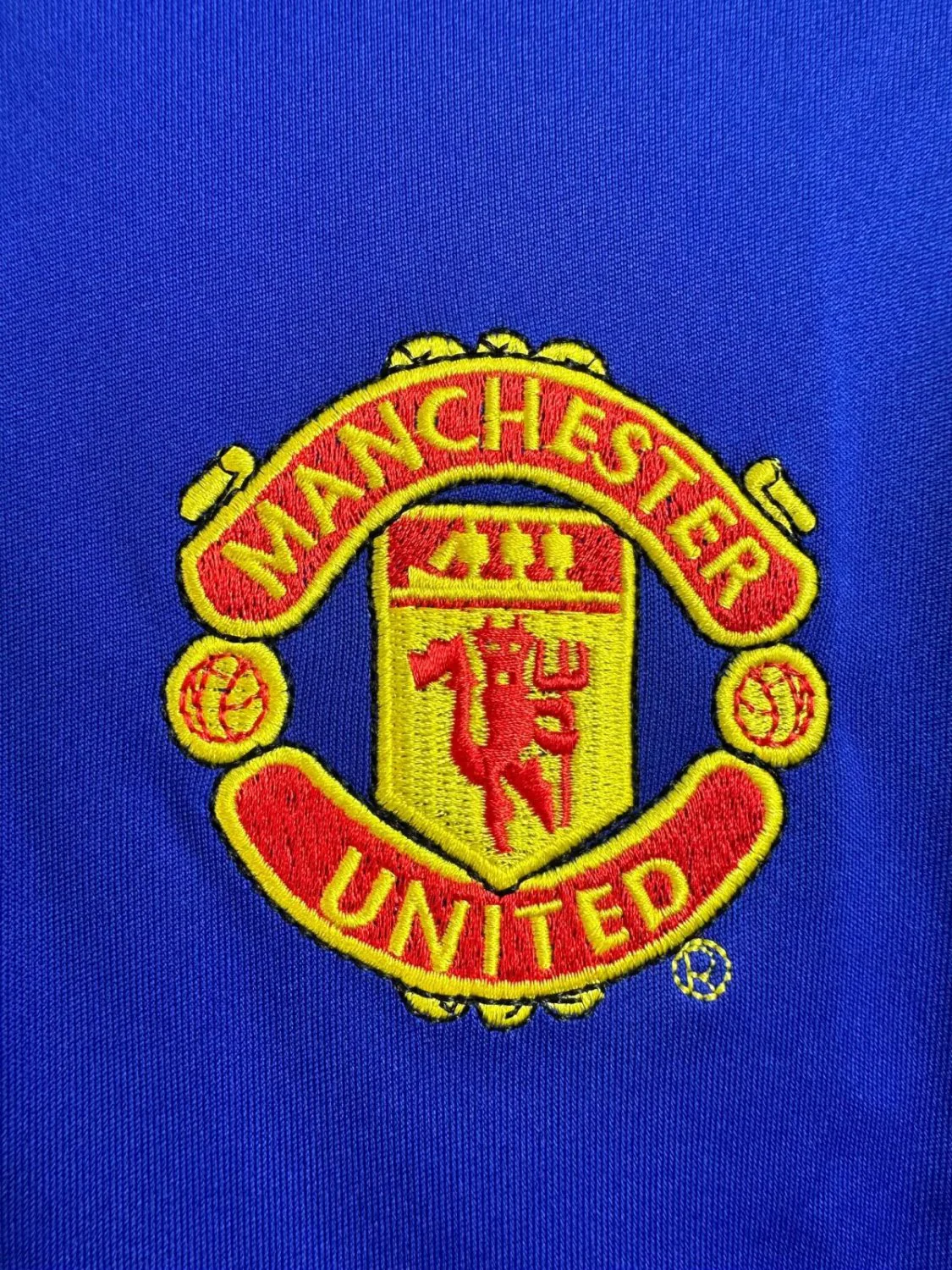 Manchester United Third Retro Jersey 2002/04 - Image 6