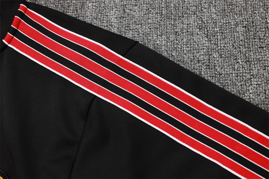 Manchester United Training Jacket 25/26 - Image 11
