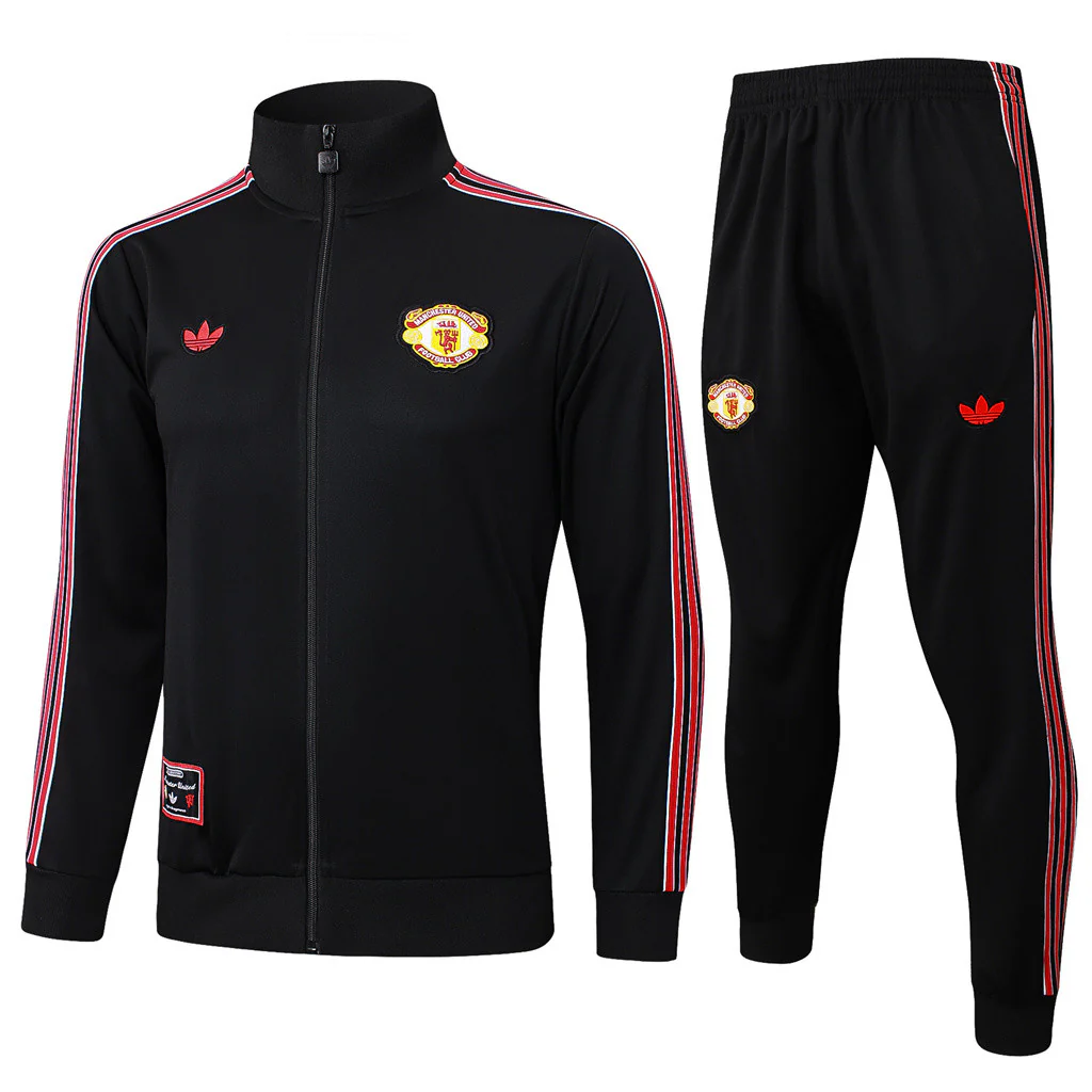 Manchester United Training Jacket 25/26 - Image 3