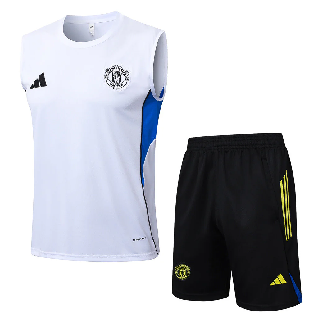Manchester United Training Jersey 25/26 - Image 3