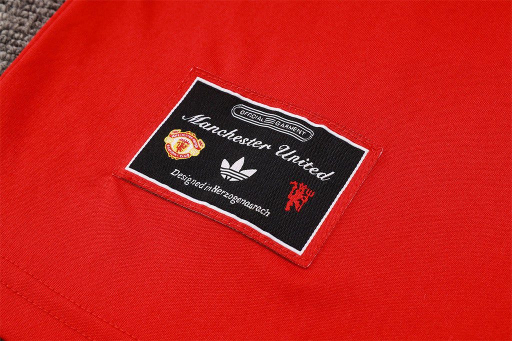 Manchester United Training Jersey 25/26 - Image 12