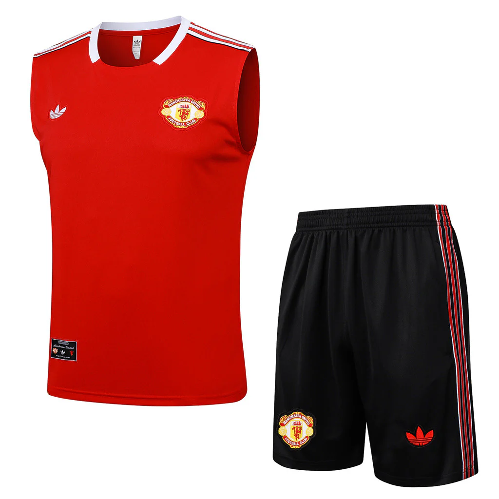 Manchester United Training Jersey 25/26 - Image 3