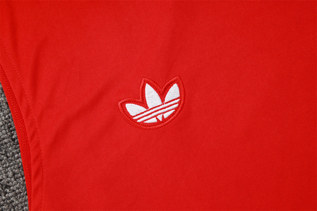 Manchester United Training Jersey 25/26 - Image 7