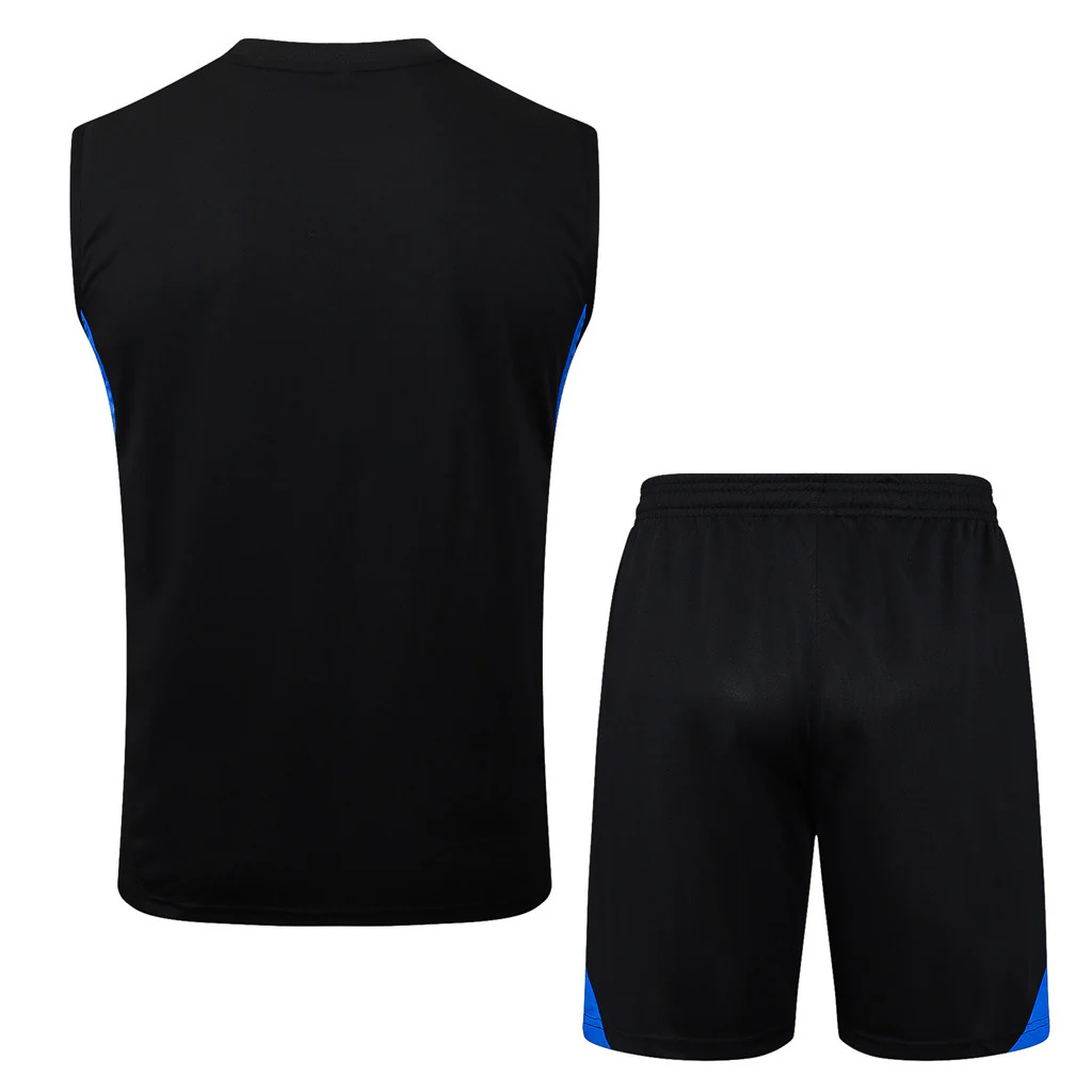 Manchester United Training Jersey 25/26 - Image 4