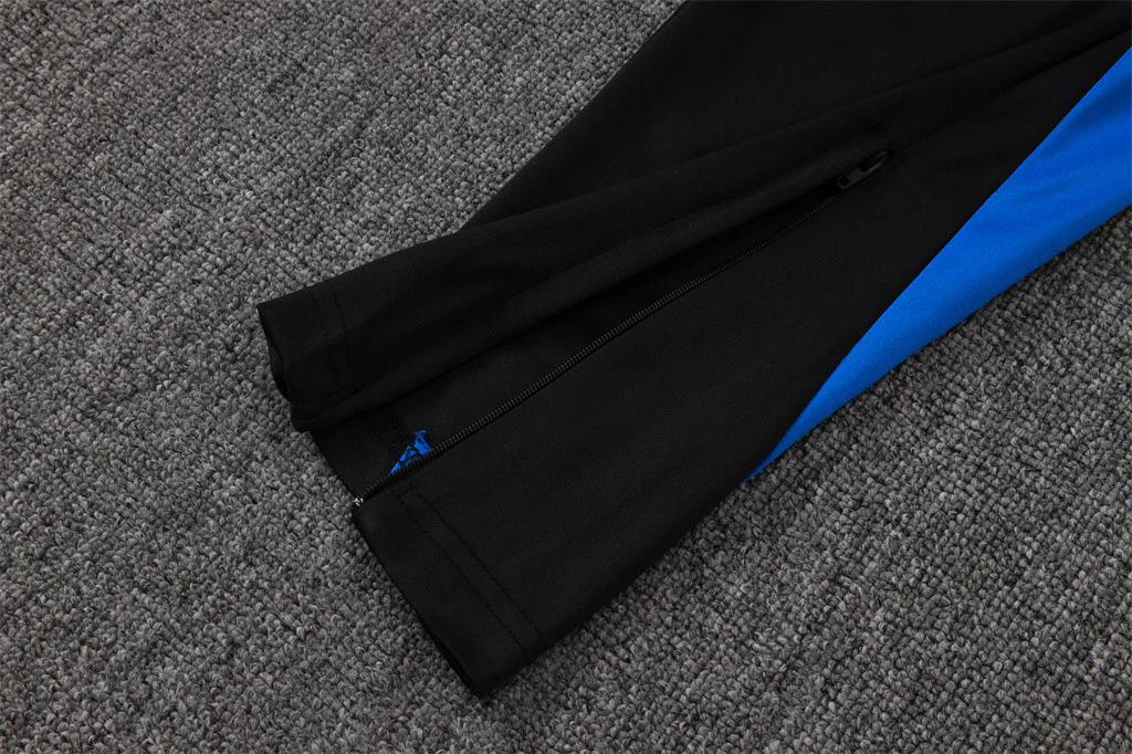 Manchester United Training Jersey Suit 25/26 - Image 31