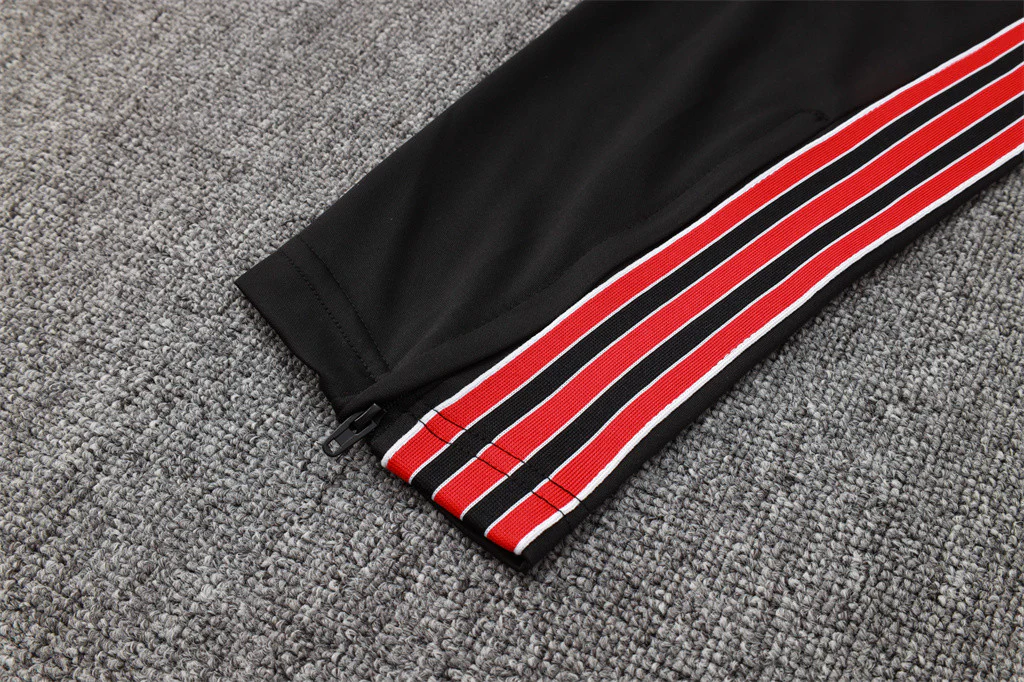 Manchester United Training Jersey Suit 25/26 - Image 20